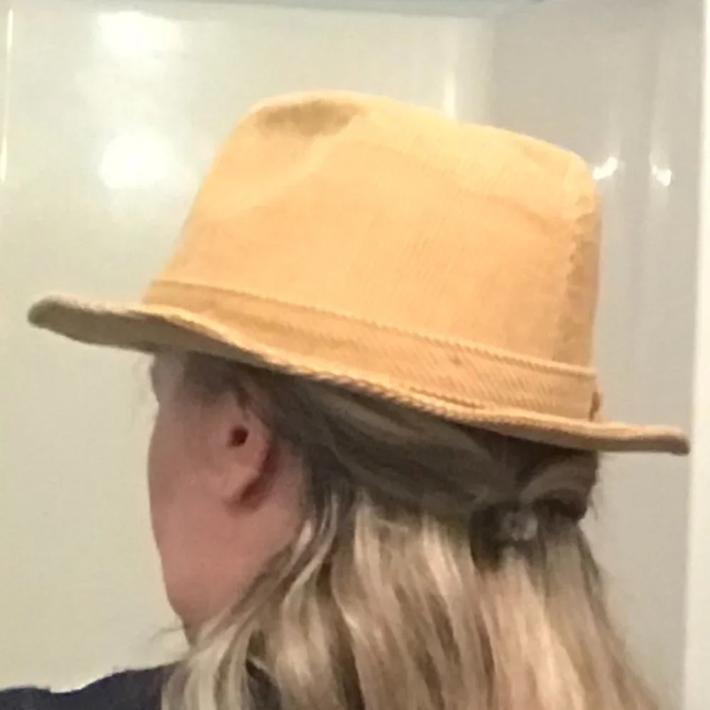 DOBBS.Pace Setter Collection Corduroy Fedora 7 1/4